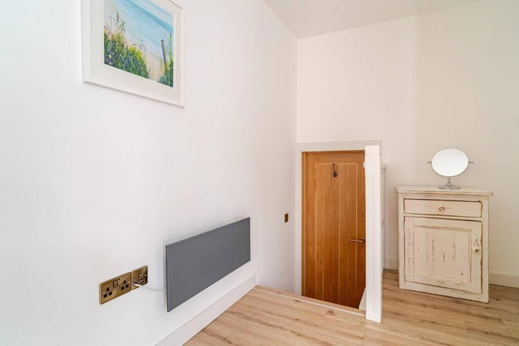פלימות' Stunning 2 Bed Apartment, Heart Of The Barbican מראה חיצוני תמונה